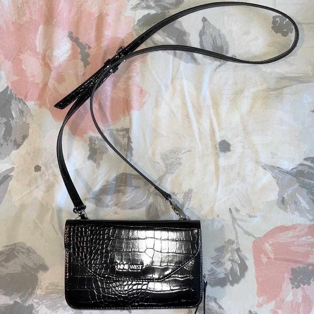 Nine West Black Leather Crossbody/Shoulder Purse